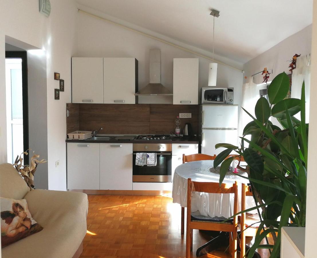 Millenca Apartment 伊佐拉 外观 照片
